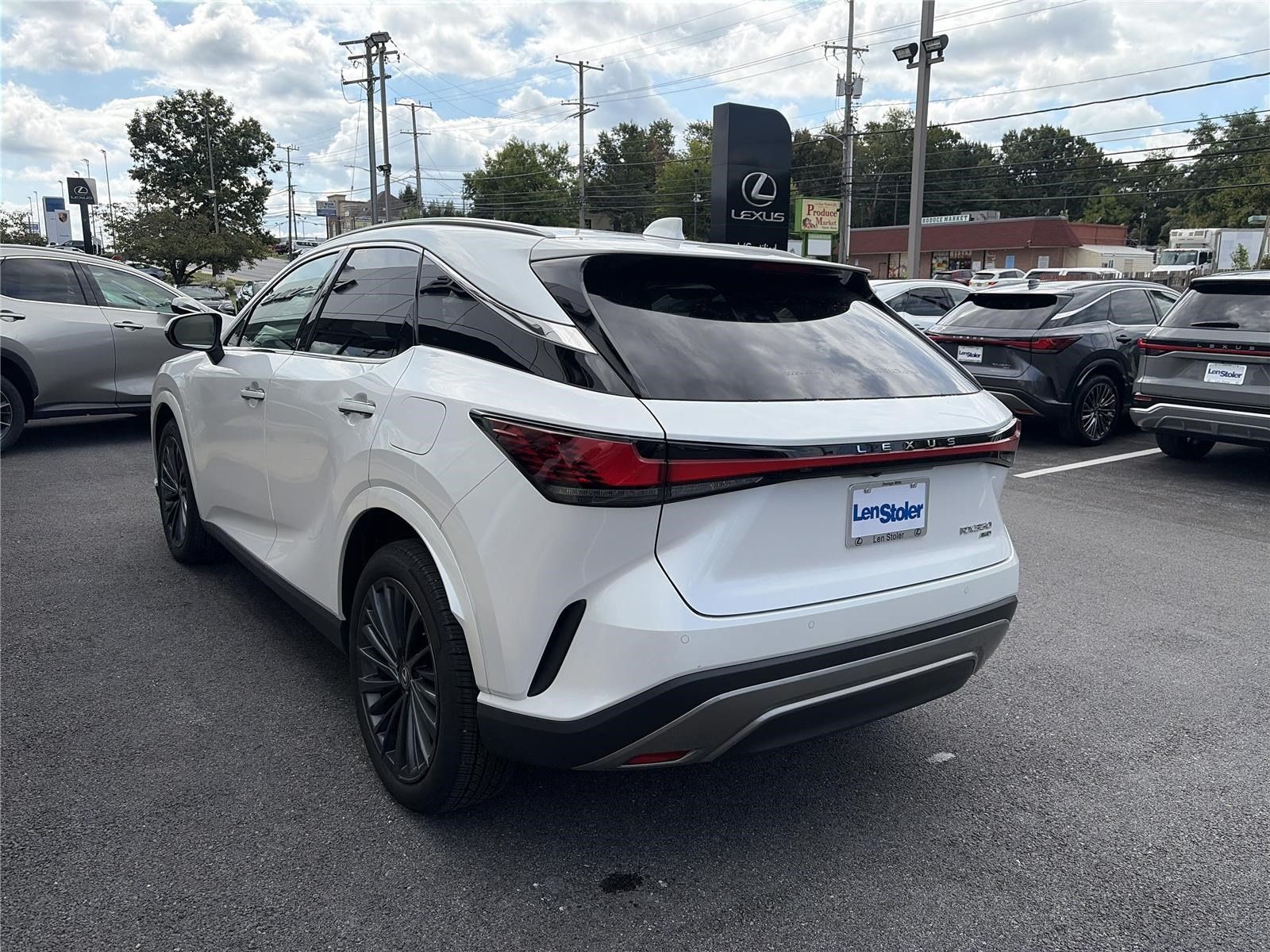 Used 2025 Lexus RX 350 Premium AWD/4WD image 3