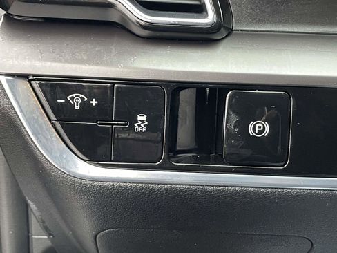 Used 2023 Kia Sportage EX image 25