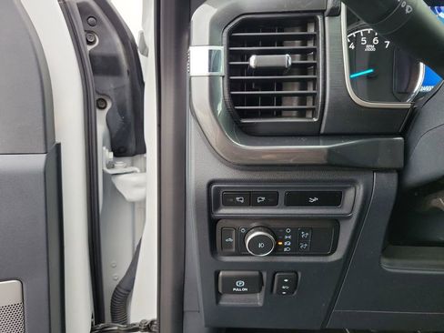 Certified 2022 Ford F150 XLT w/ Equipment Group 302A High image 21