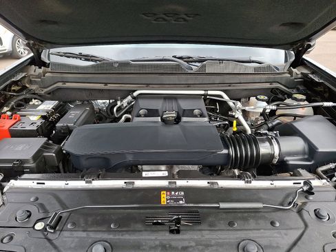 Used 2024 Chevrolet Colorado Trail Boss w/ Technology Package image 27