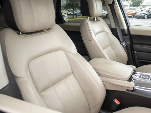 Used 2019 Land Rover Range Rover Sport HSE AWD/4WD image 20
