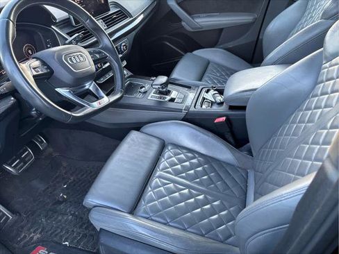 Used 2018 Audi SQ5 Premium Plus w/ S Sport Package image 5