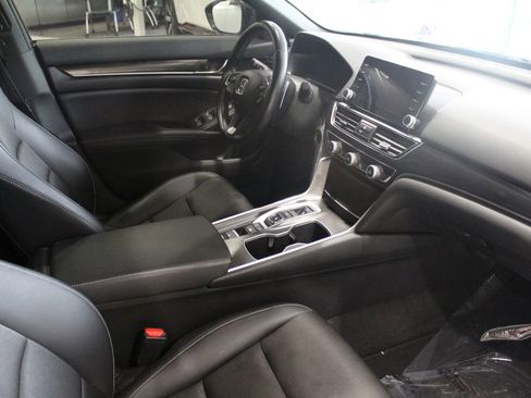 Certified 2022 Honda Accord Sport image 49