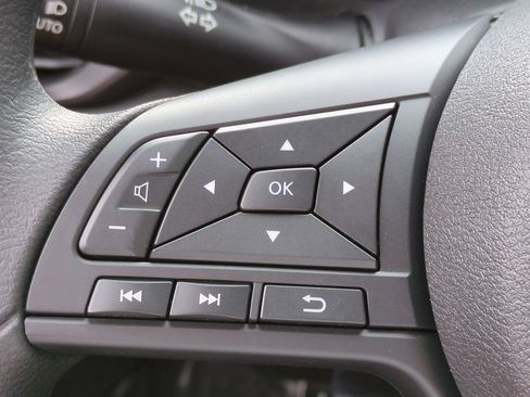 New 2025 Nissan Sentra S image 22