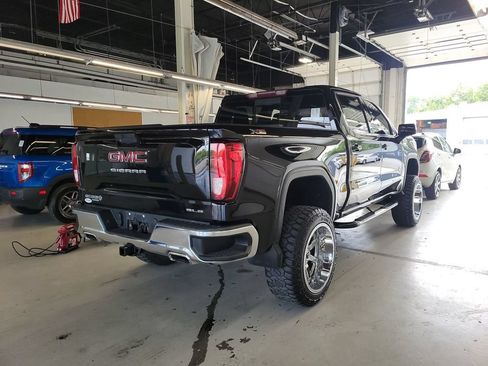 Used 2019 GMC Sierra 1500 SLE w/ X31 Off-Road Package AWD/4WD image 3