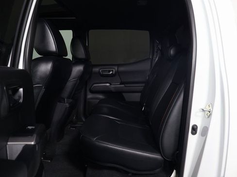 Used 2021 Toyota Tacoma TRD Pro AWD/4WD image 11