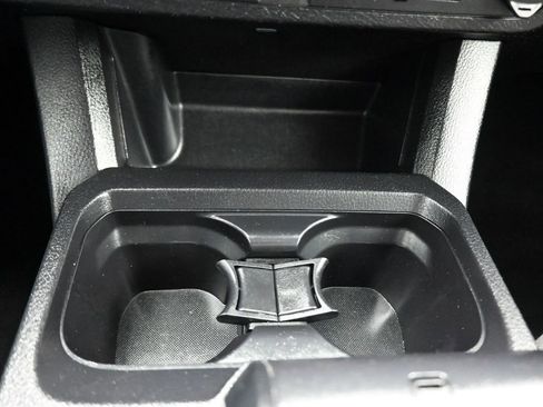 Used 2020 Toyota Tacoma SR w/ SR Convenience Package RWD image 21