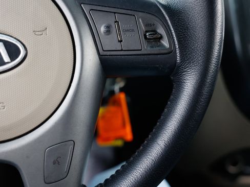 Used 2011 Kia Soul ! image 27