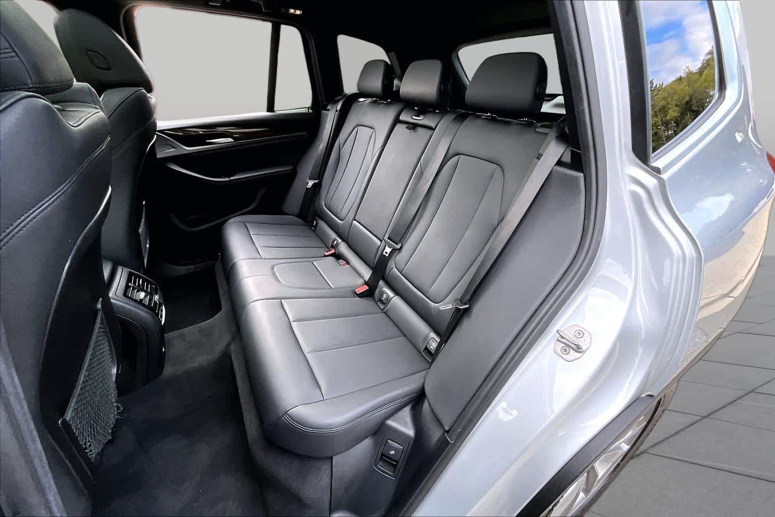 Used 2019 BMW X3 xDrive30i w/ Driving Assistance Package AWD/4WD image 19