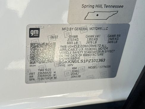 Used 2023 GMC Acadia SLT w/ Technology Package AWD/4WD image 41