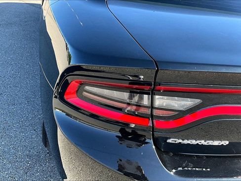 Used 2023 Dodge Charger SXT w/ Cold Weather Package RWD image 31
