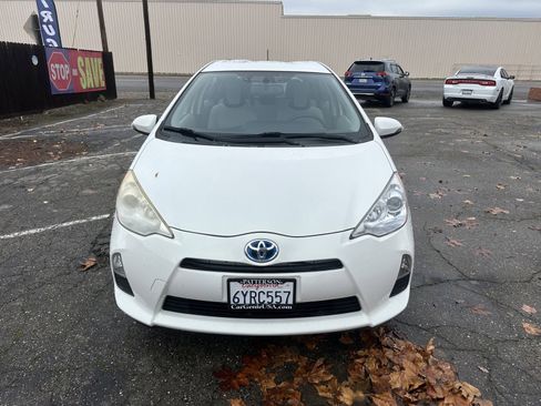 Used 2012 Toyota Prius C Four image 2