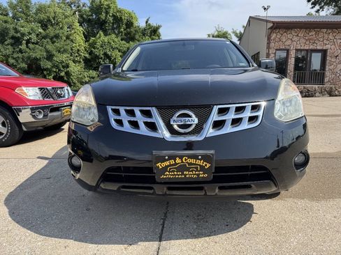 Used 2013 Nissan Rogue S w/ Special Edition Pkg AWD/4WD image 2