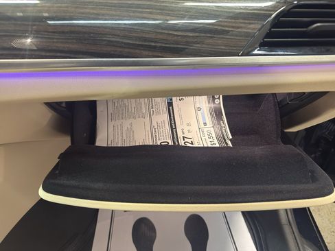 Used 2017 BMW 530i xDrive image 24