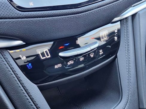 New 2026 Cadillac XT5 Sportv w/ LPO, Onyx Lite Package AWD/4WD image 22