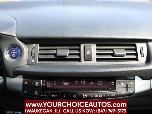 Used 2017 Lexus CT 200h image 21