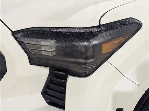Certified 2024 Toyota Tacoma SR5 image 10