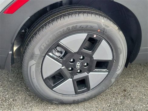 New 2026 Hyundai Santa Fe SE image 23