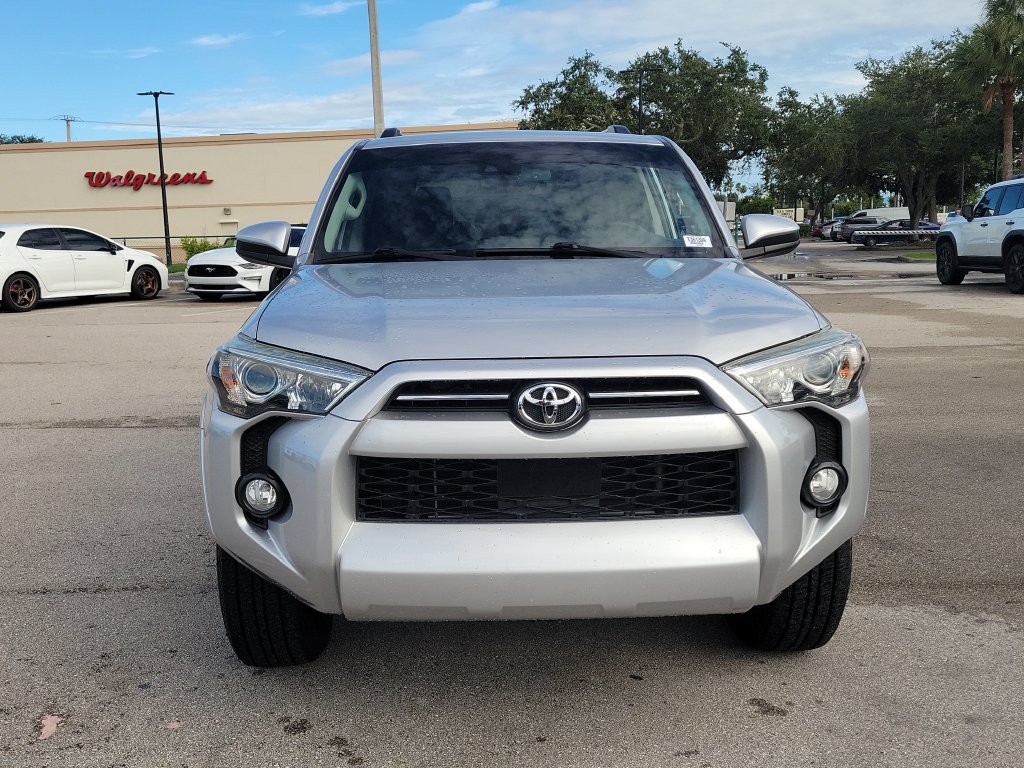 Used 2020 Toyota 4Runner SR5 RWD image 2
