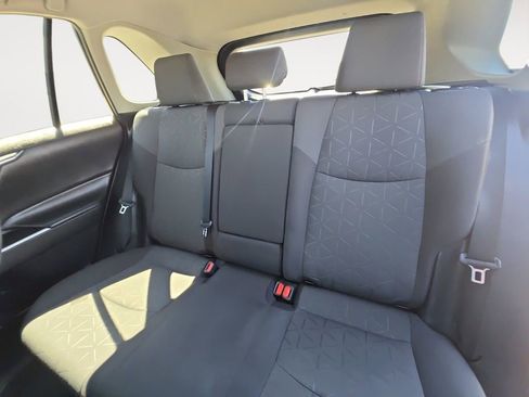 Used 2020 Toyota RAV4 XLE w/ Convenience Package FWD image 13
