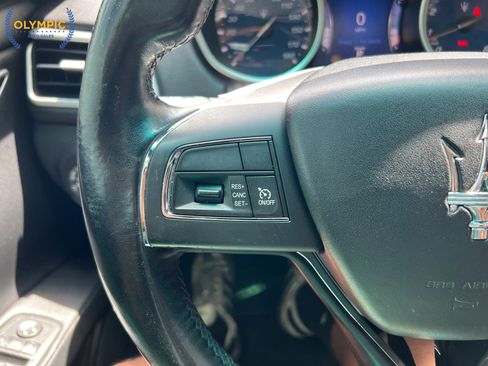 Used 2015 Maserati Ghibli image 23