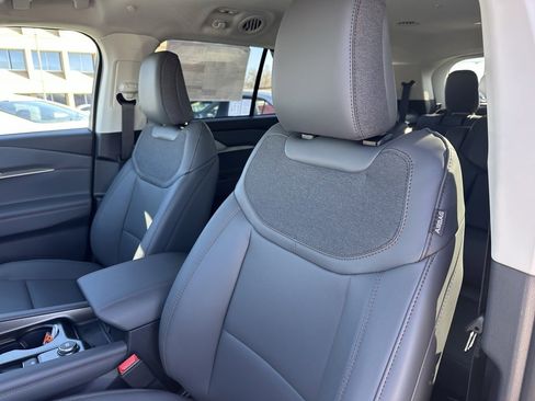 New 2026 Ford Explorer Active w/ Active Comfort Package image 13