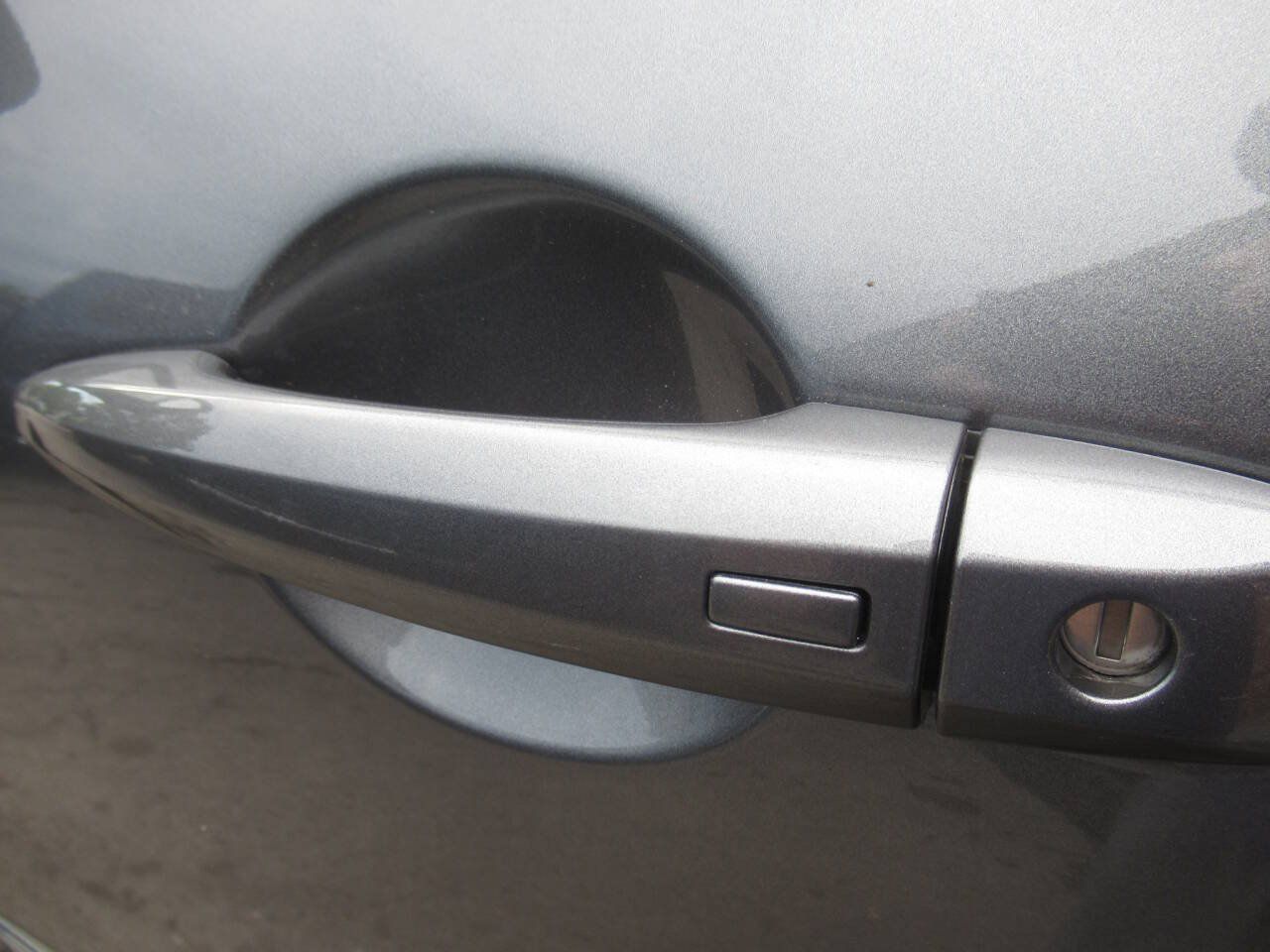 Used 2025 Nissan Pathfinder Platinum AWD/4WD image 18