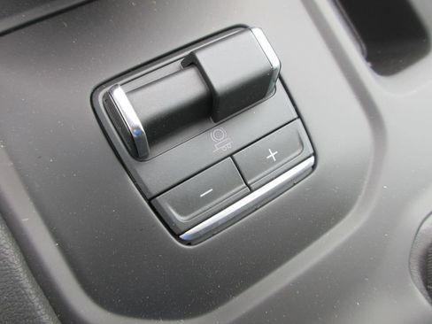 New 2026 GMC Sierra 1500 AT4 w/ AT4 Premium Package AWD/4WD image 22