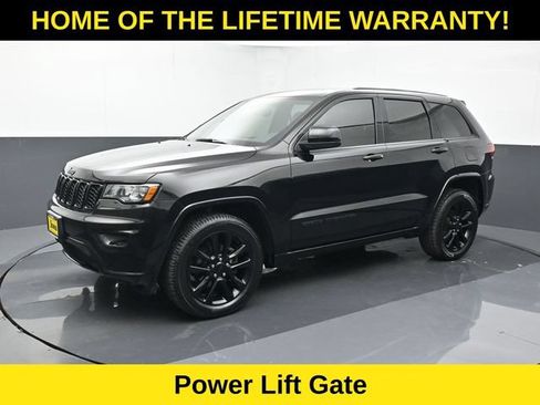 Used 2020 Jeep Grand Cherokee Altitude AWD/4WD image 10