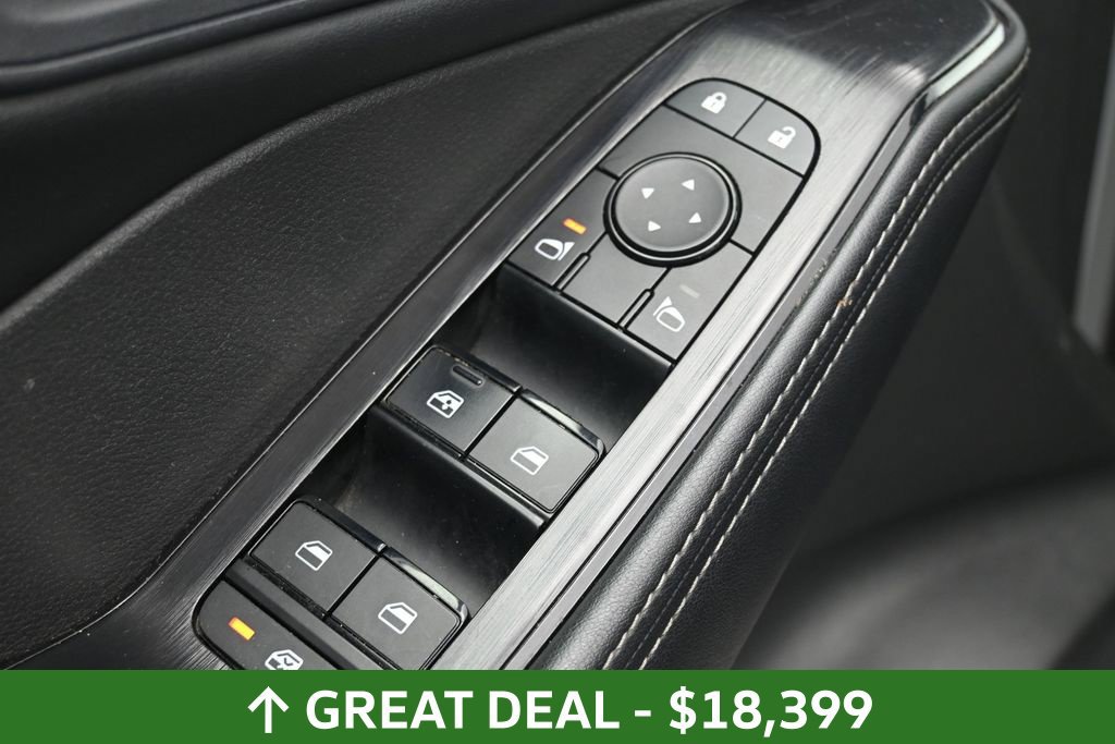 Used 2025 Nissan Rogue SV FWD image 17