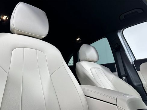 Certified 2026 Mercedes-Benz GLA 250 image 19