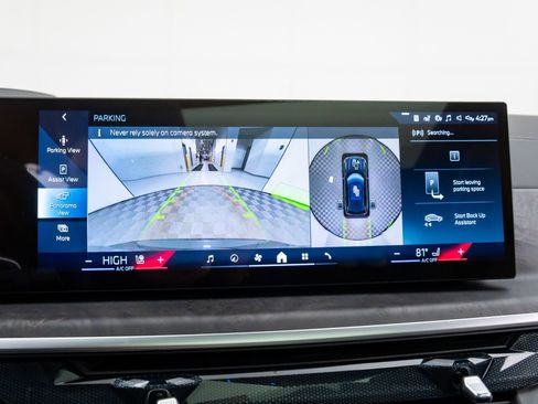 New 2026 BMW X5 xDrive50e w/ Executive Package image 29