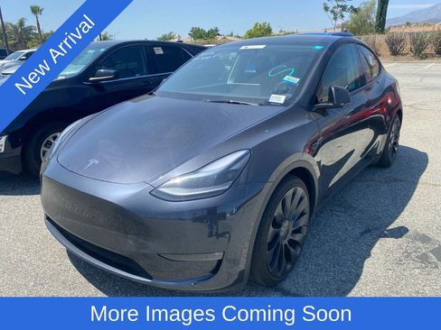 Used 2024 Tesla Model Y Performance AWD/4WD image 5