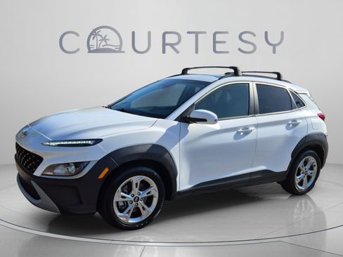 Certified 2023 Hyundai Kona SEL AWD/4WD image 1