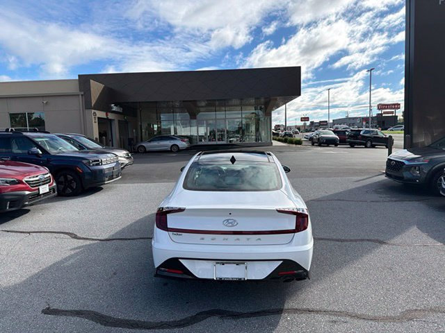 Certified 2023 Hyundai Sonata SEL w/ Convenience Package FWD image 6
