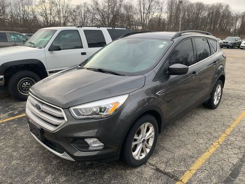 Used 2018 Ford Escape SEL image 1