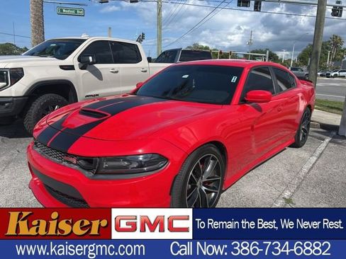 Used 2017 Dodge Charger R/T Scat Pack RWD image 1