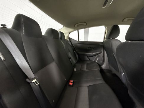 Used 2024 Nissan Sentra SV FWD image 35