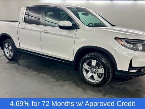 Certified 2025 Honda Ridgeline RTL image 3