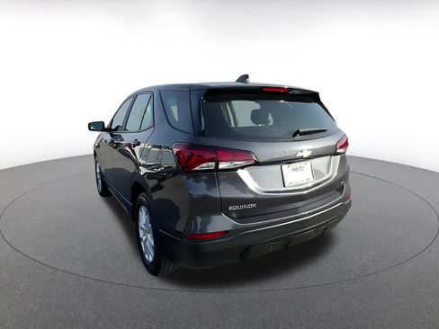 Used 2022 Chevrolet Equinox LS image 15