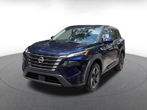 Used 2025 Nissan Rogue SV FWD image 9