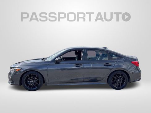 Used 2024 Honda Civic Sport image 2