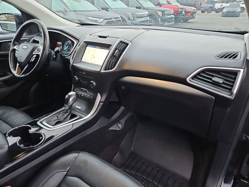Used 2016 Ford Edge SEL w/ Equipment Group 201A image 35