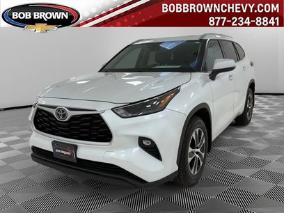 Used 2022 Toyota Highlander XLE