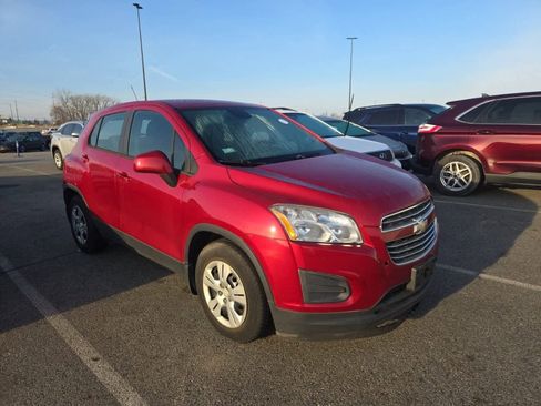 Used 2015 Chevrolet Trax LS w/ LPO, Protection Package image 6