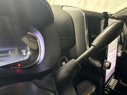 Used 2025 RAM 2500 Laramie image 22