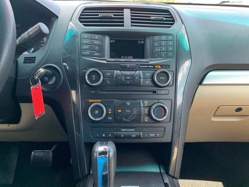 Used 2016 Ford Explorer 4WD image 15