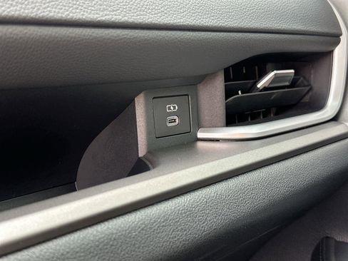 Used 2024 Toyota Grand Highlander XLE image 31