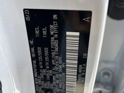 Used 2023 Toyota Highlander Platinum image 10