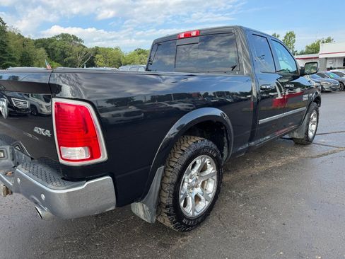 Used 2016 RAM 1500 Laramie w/ Convenience Group AWD/4WD image 11